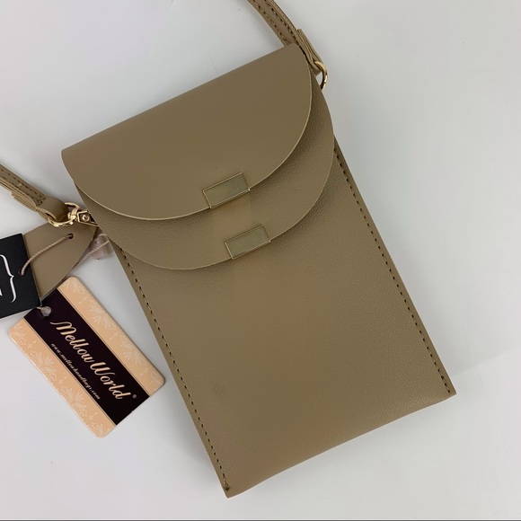 Mellow World NWT Taupe Cross Body Cell Phone Touchscreen Window Wallet Purse - Picture 9 of 14